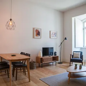 https://flh-praa-comrcio-wood-design-flat.hotels-lisbon-portugal.com